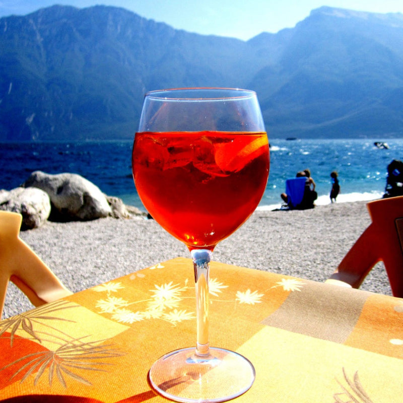 Impress Your Friends With This Fast And Easy Aperol Spritz